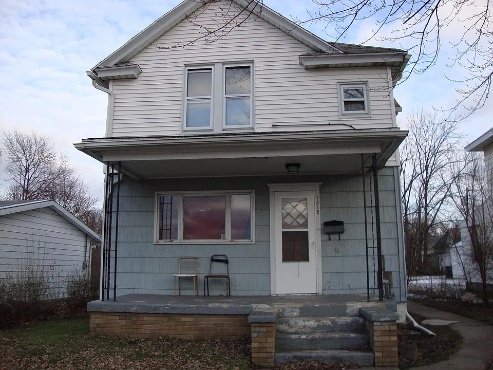 1312 Miami St