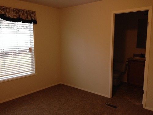 1st image of 193 Patricia Ln
