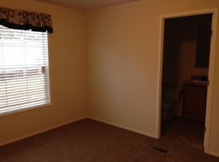 193 Patricia Ln, White Lake, MI 48386