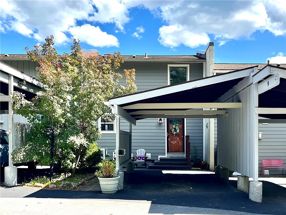 9 Harbour Ln