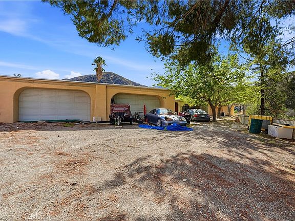 5th image of 8235 Soledad Canyon Rd