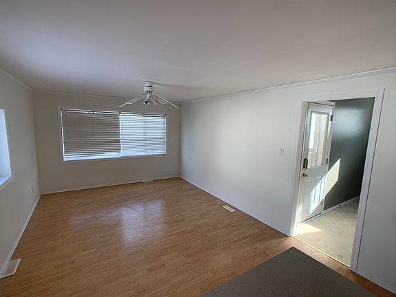 2nd image of 5255 43rd St