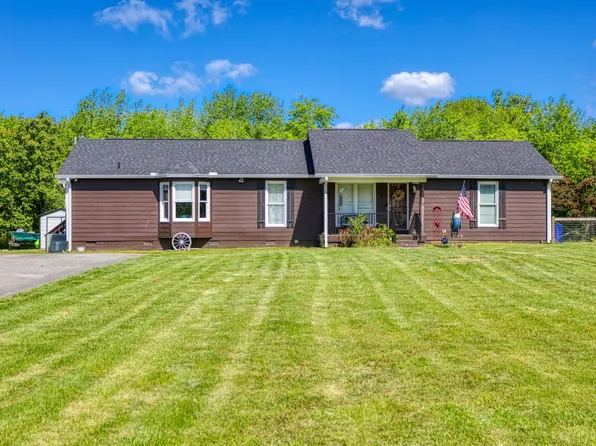 4460 W Wilson Rd, Cedar Hill, TN 37032