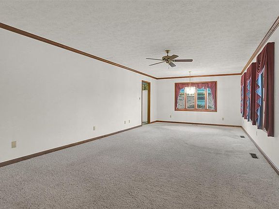 5th image of 808 S School St #54