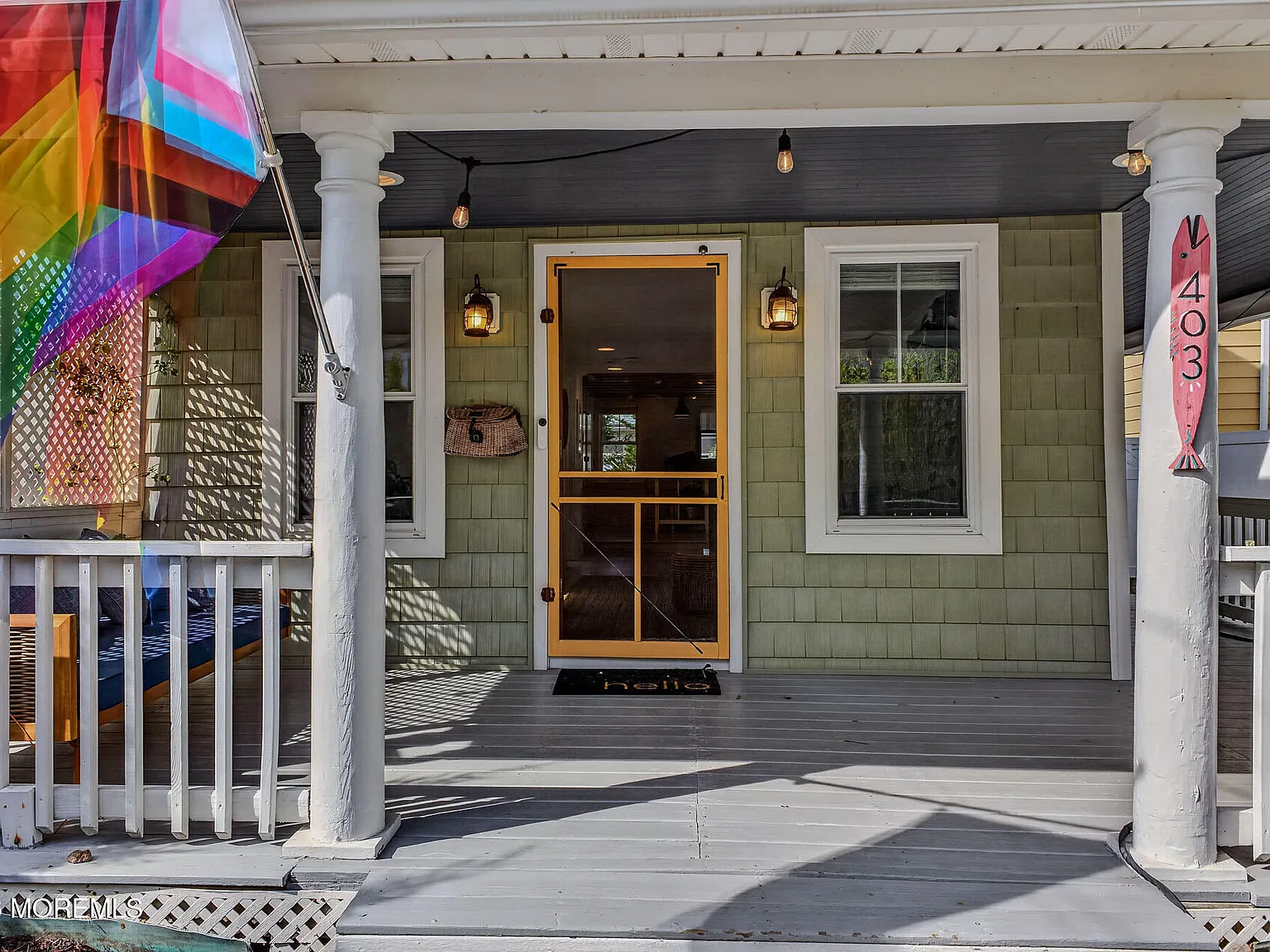 2 bed, 1.5 bath, 1220 sqft, $10,000 — Photo 2