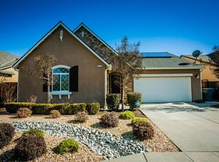 1713 Twinberry Ave, Clovis, CA