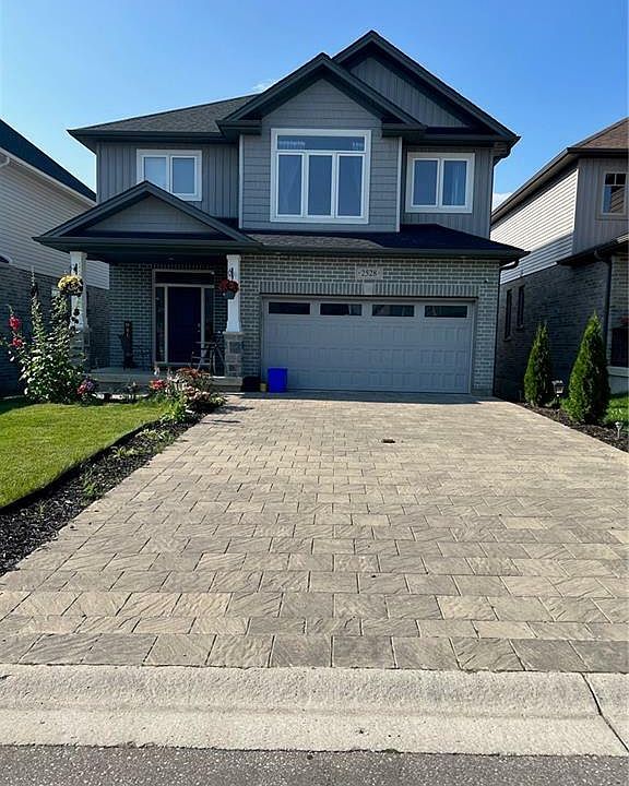 1st image of 2528 Holbrook Dr