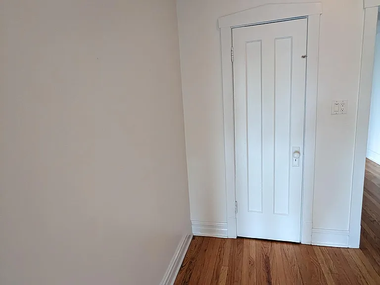 3024 W Addison St #3 — Photo 3