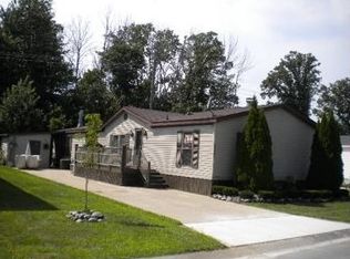 46601 La Roche Dr W, Macomb, MI 48044