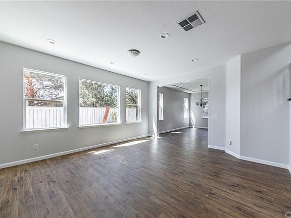 3rd image of 4302 Regents Hill Cir