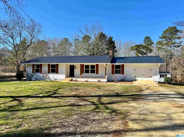 292 Avalon Ln, Anniston, AL 36207