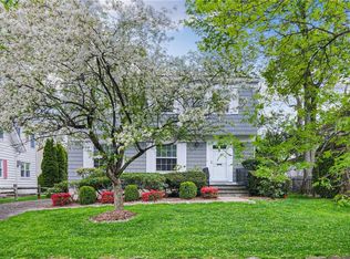 238 Nelson Rd, Scarsdale, NY 10583