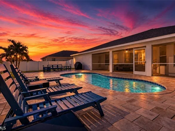 921 NW 8th Pl, Cape Coral, FL 33993