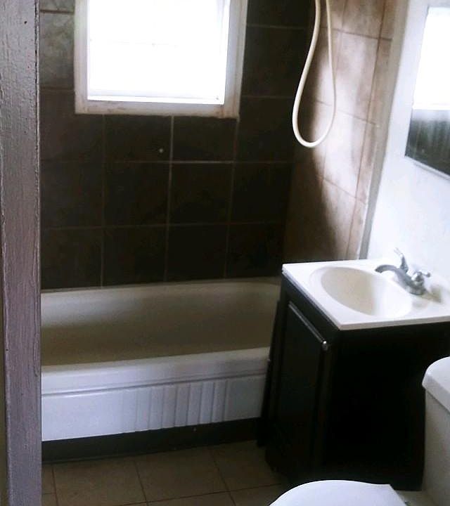 1st image of 311 Jim St #1