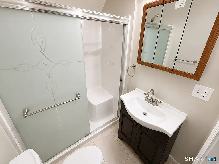 53 Prospect St #1R — Photo 12