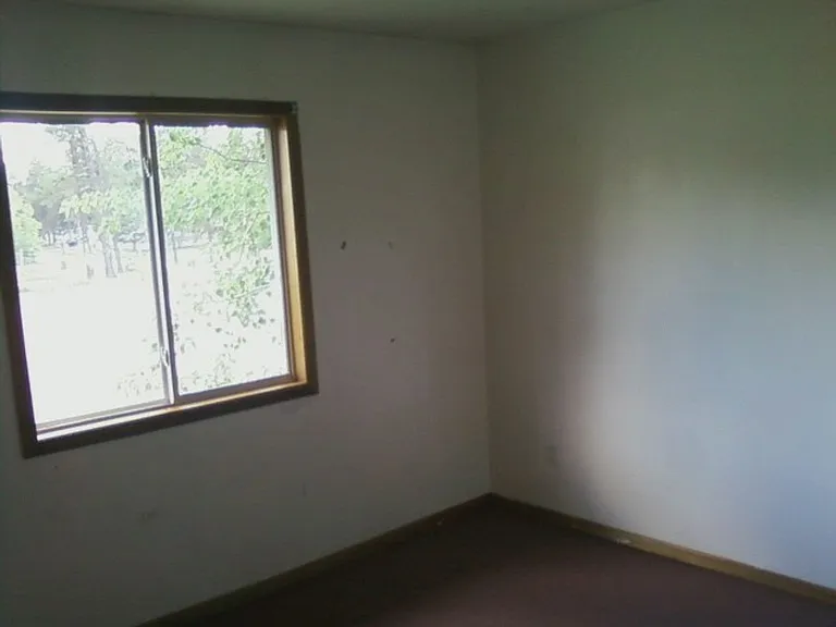 823 Doberman Ct SE — Photo 4