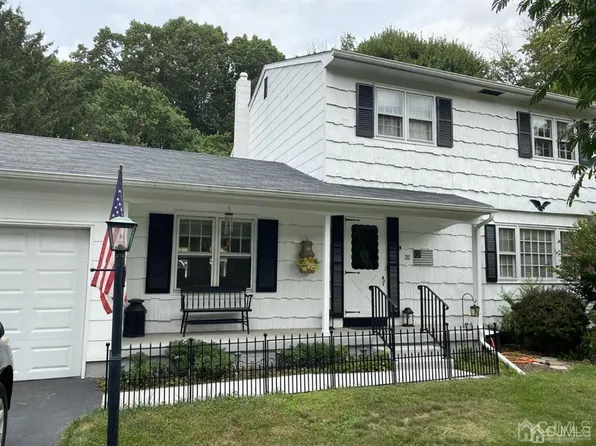 35 Brooktree Rd, East Windsor, NJ 08520