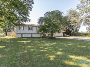 2859 County Road V, Liberty Center, OH 43532