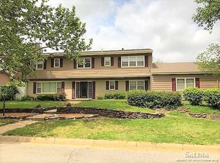 502 Beechwood Rd, Salina, KS 67401