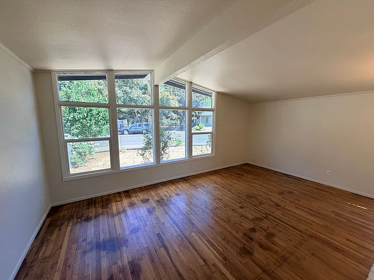 7175 Webb Dr SE — Photo 4