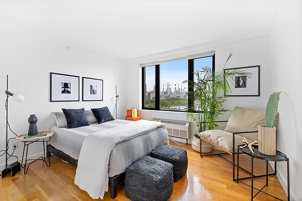 Sold by Compass | media 5