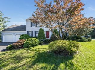 35 Reading Rd, Flemington, NJ 08822