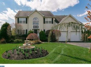 3 Robert Ct, Monroe Twp, NJ 08831