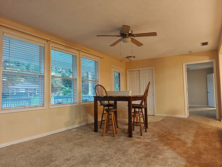 227 Schilling St — Photo 7