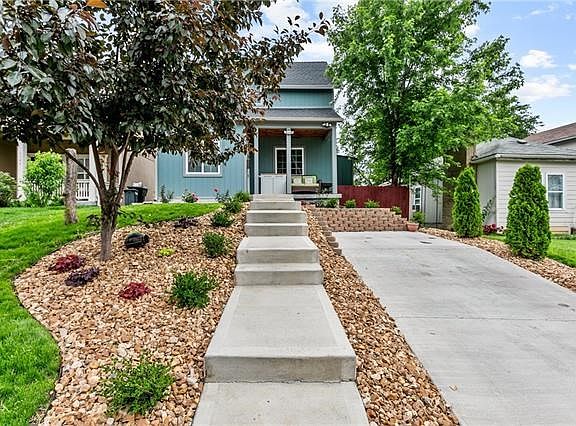 2nd image of 1144 Barnett Ave