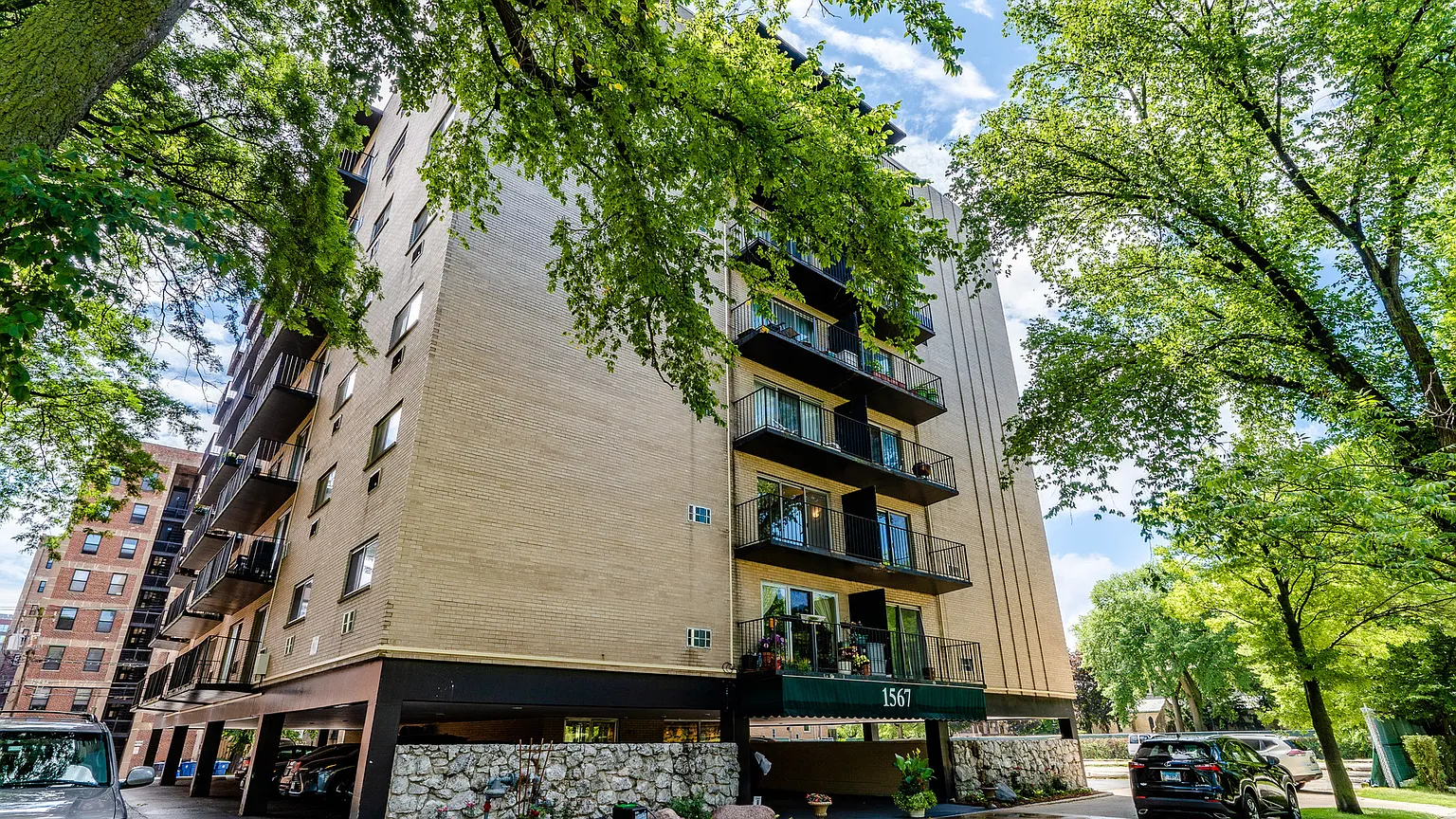 1567 Ridge Ave APT 201 photo 1