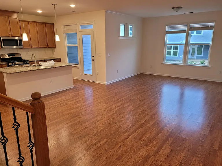 302 Kephart Way — Photo 15
