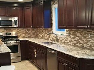 402 Shropshire Dr, West Chester, PA 19382