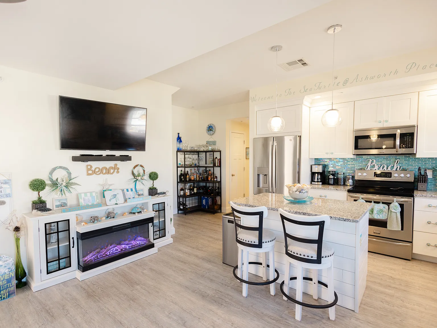 2 bed, 1400 sqft, $2,350 — Photo 1