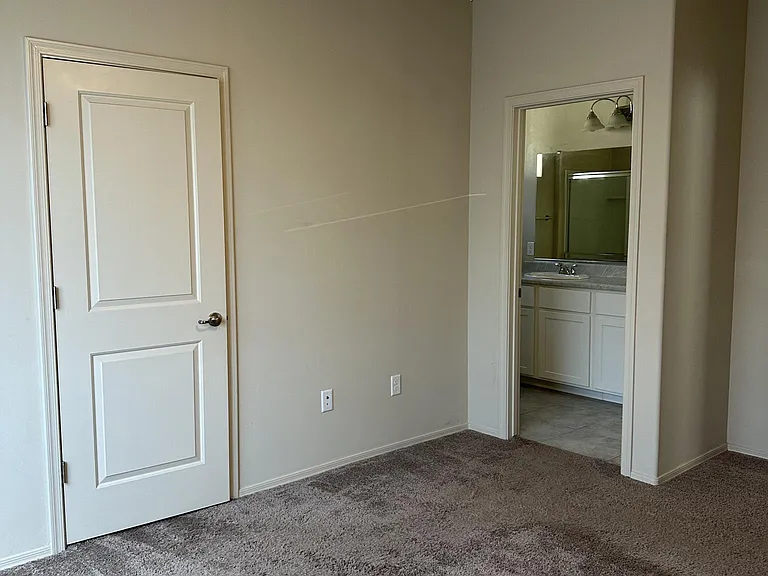 4263 E Columbus Park Pl — Photo 24