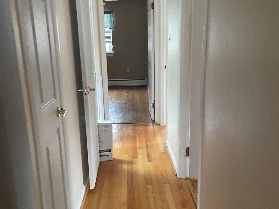 1st image of 491 Franklin St