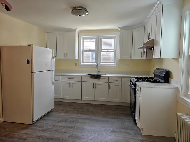 20 Kendall St — Photo 2