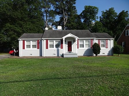 1st image of 607 W Roseboro St