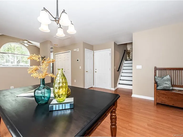 9619 Elizabeth Townes Ln — Photo 4