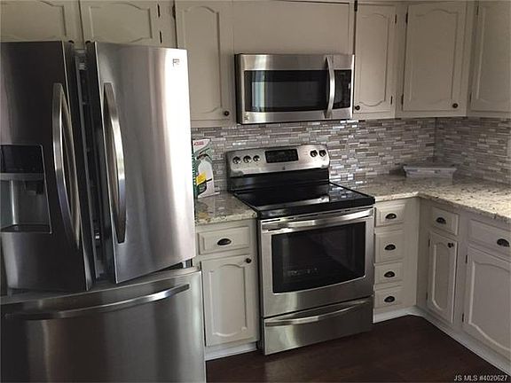 5th image of 4 Monmouth Ln