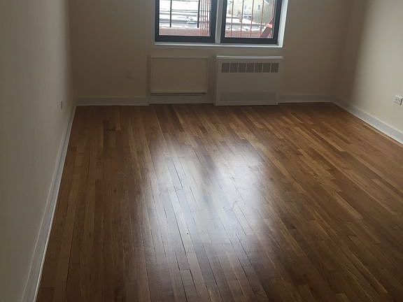 4th image of 2323 E 12th St APT 4F