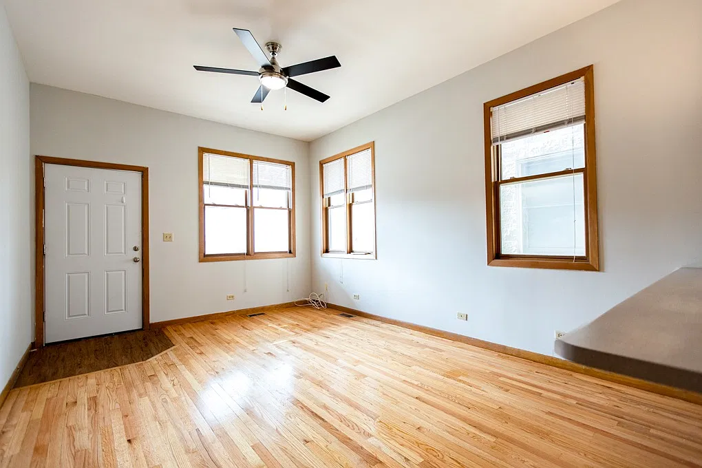 1221 W. Melrose St. — Photo 4