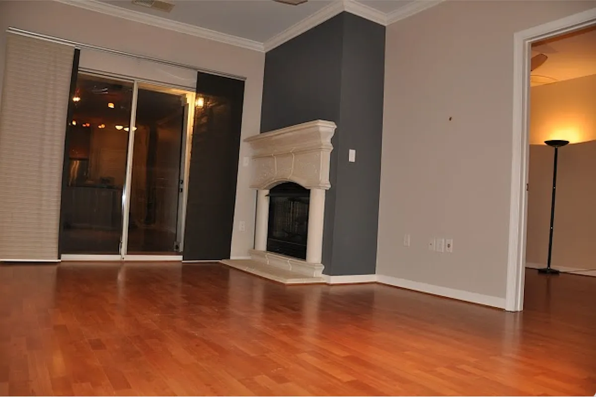 Building Photo - 12945 Centre Park Cir