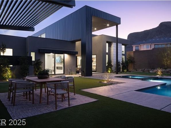 4377 Cameron Brook Ct, Las Vegas, NV 89129