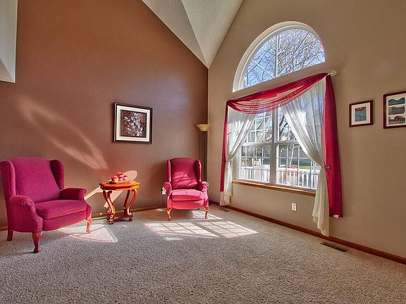 2nd image of 8717 Bellcove Cir