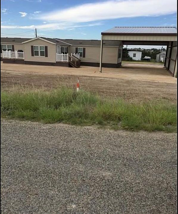 1st image of 303 Amistad Ave