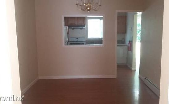 3 n aspen rd dining room