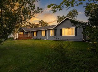 24 Oak Dr, Charlottetown, PE C1A6T5