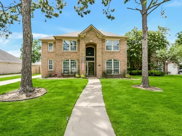 406 Ashberry Ct, League City, TX 77573
