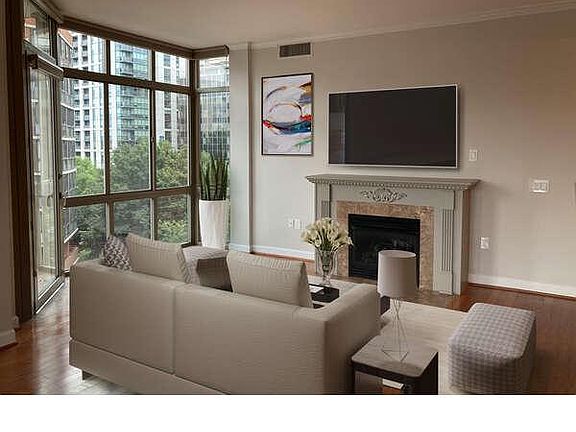 2nd image of 1000 N Randolph St APT 509