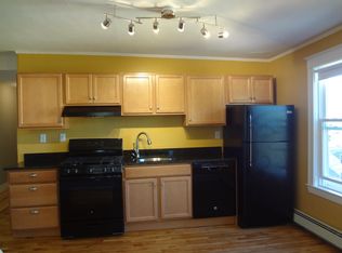 131 Sherman St APT 5, Portland, ME 04101